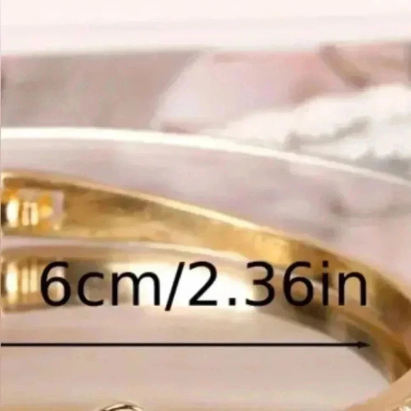 Row rhinestone five petal flower bracelet bangle - Picture 3 of 3